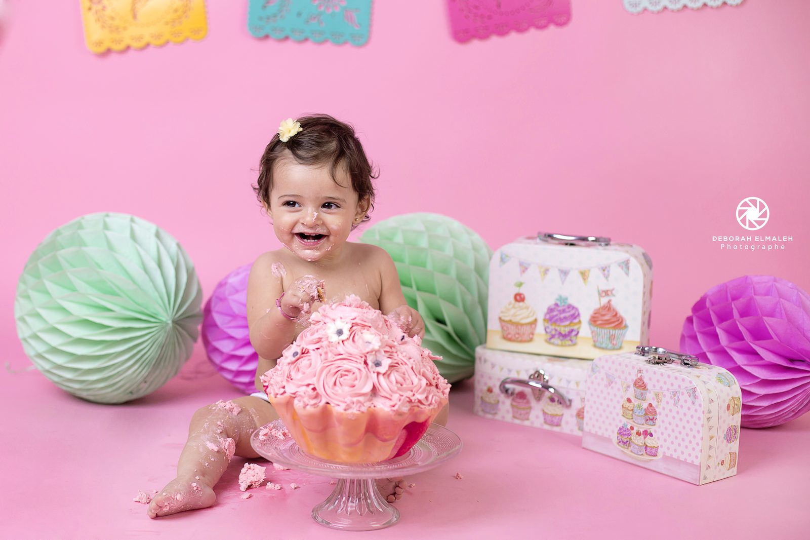 Smash the cake à Marseille : fêter le premier anniversaire de bébé en photos
